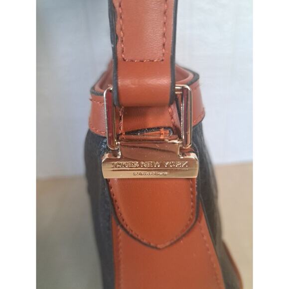 Jones New York Signature Ruby Black Brown Two Tone Shoulder Bag - Picture 6 of 10